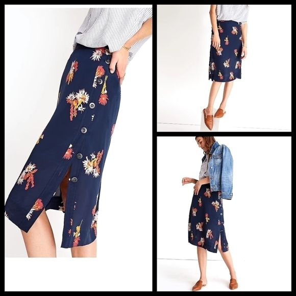 Madewell Dresses & Skirts - MADEWELL Silk Side-Button Skirt‎ in Cactus Flower